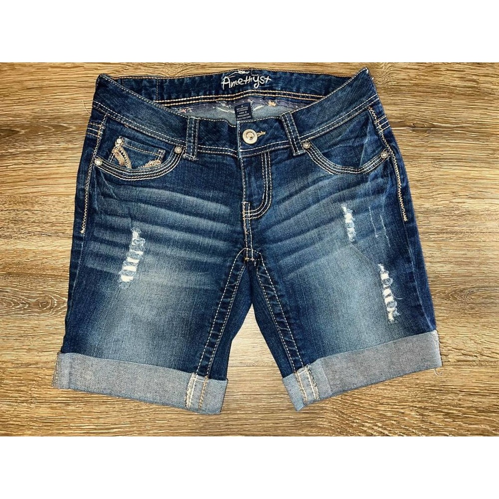Amethyst women’s blue jeans shorts size 5